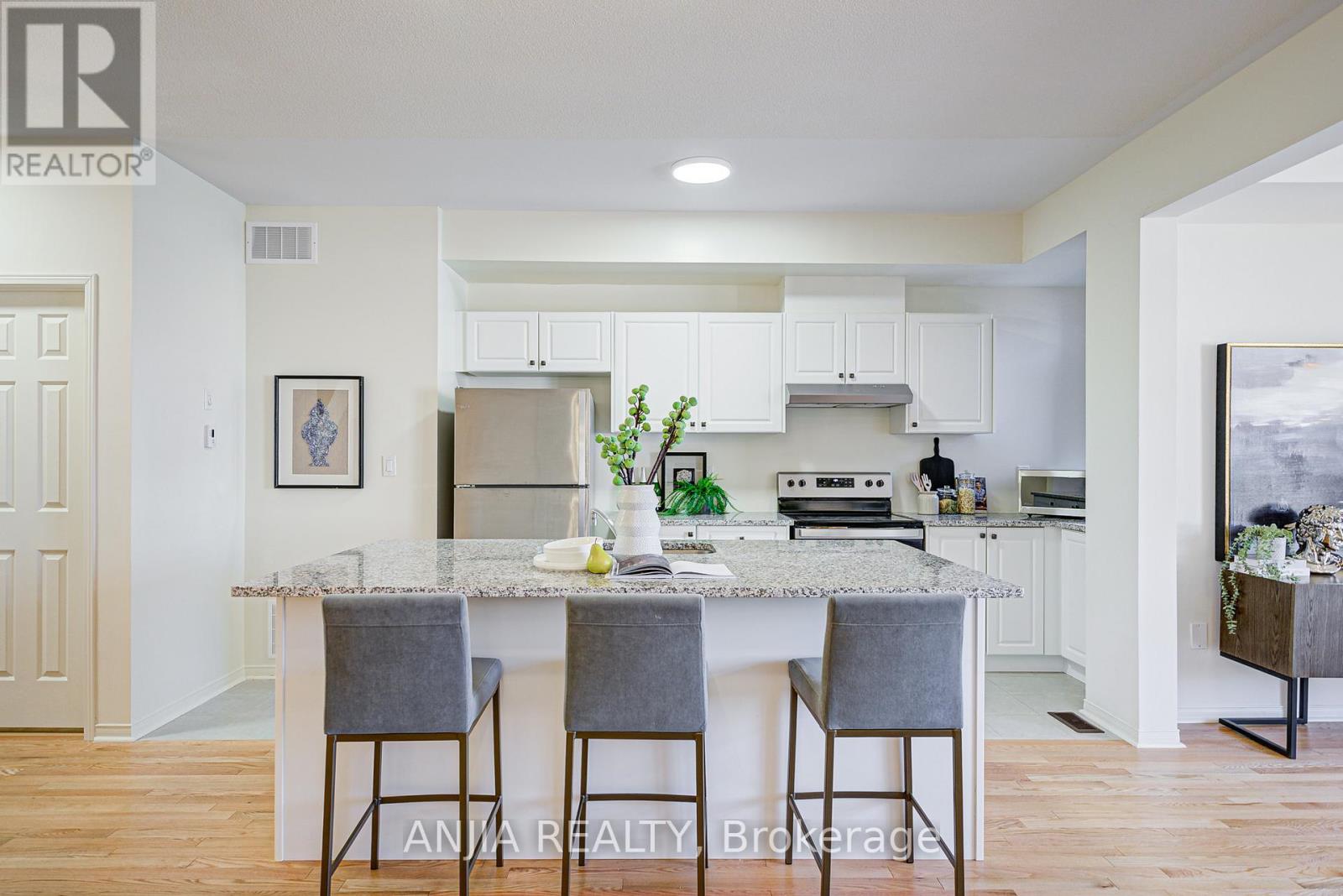 105 Ness Drive, Richmond Hill, Ontario  L4S 0K9 - Photo 17 - N12668942