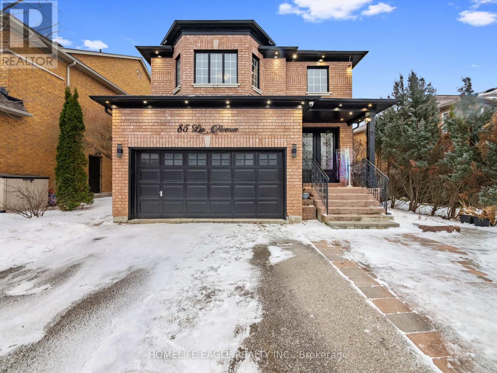 85 LIO AVENUE, Vaughan, Ontario