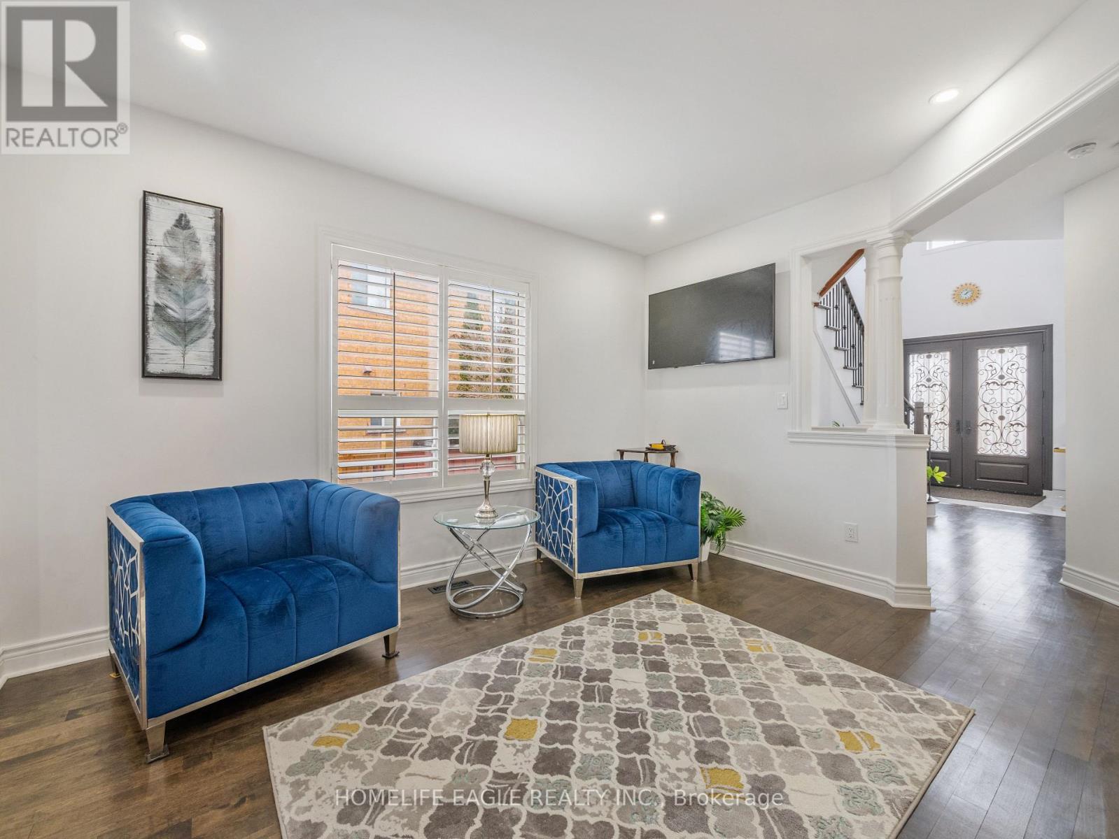 85 Lio Avenue, Vaughan, Ontario  L4H 1R9 - Photo 3 - N12669072