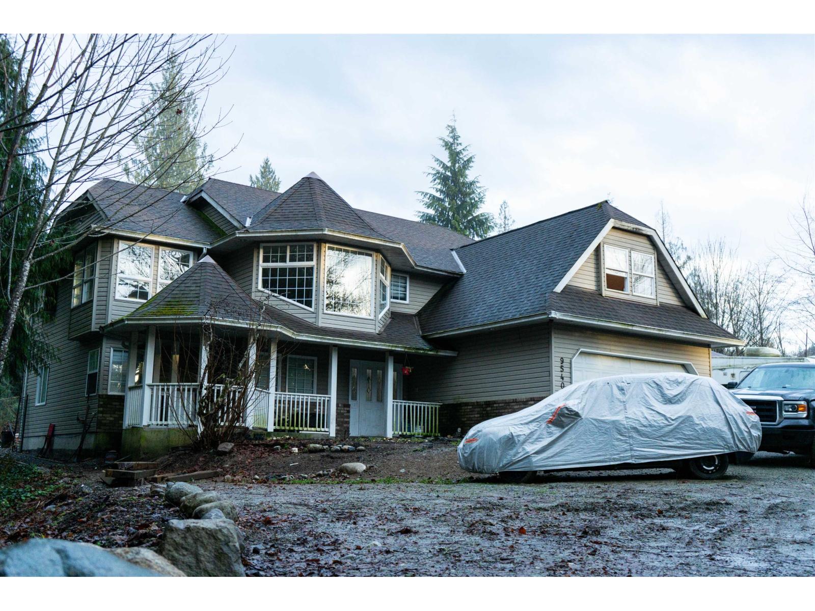 9540 Woodward Street, Mission, British Columbia  V4S 1B9 - Photo 1 - R3075011