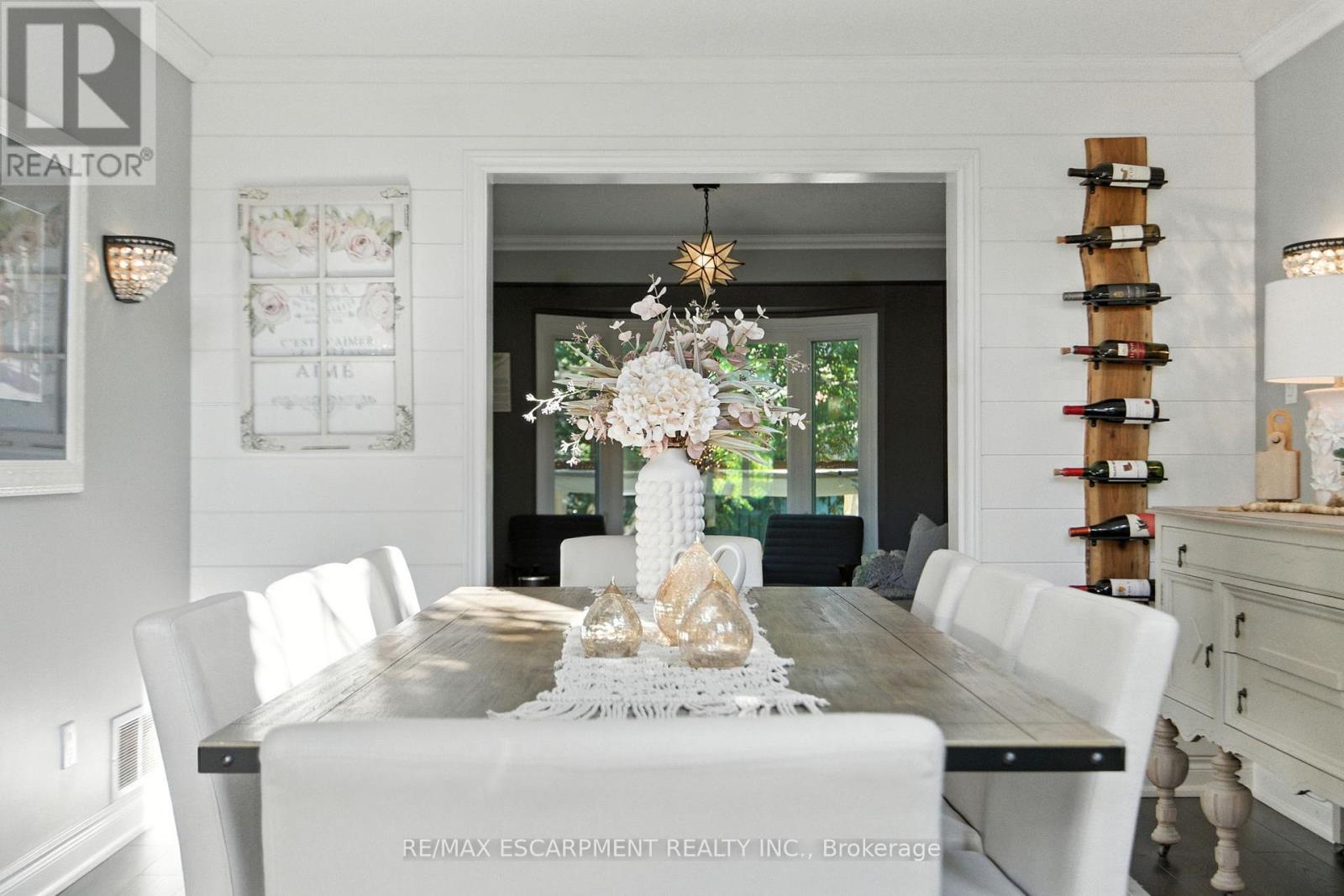 36 Pinecreek Road, Hamilton, Ontario  L8B 0H1 - Photo 6 - X12493416