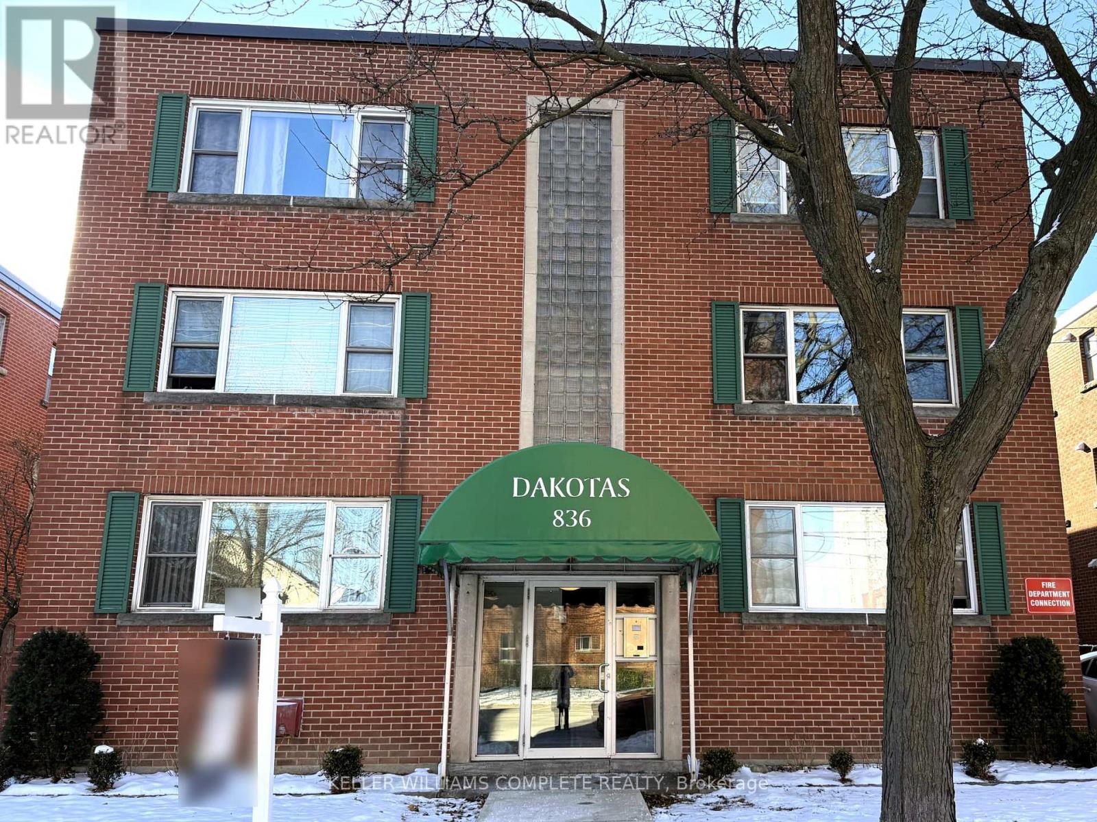 310 - 836 Concession Street, Hamilton, Ontario  L8V 1E2 - Photo 2 - X12559758