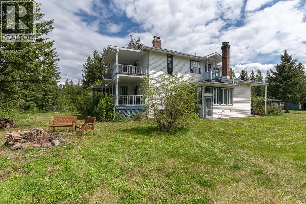 6649 Rayfield Road, 70 Mile House, British Columbia  V0K 2K0 - Photo 2 - R3075564