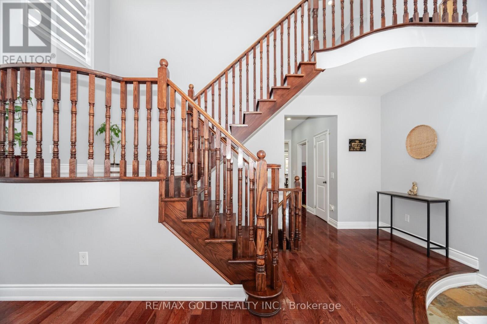 32 Eaglesprings Crescent, Brampton, Ontario  L6P 2V9 - Photo 15 - W12666394