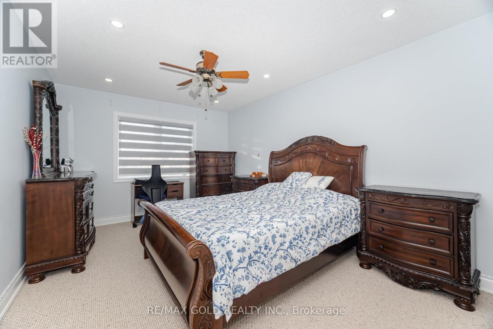 32 Eaglesprings Crescent, Brampton, Ontario  L6P 2V9 - Photo 20 - W12666394