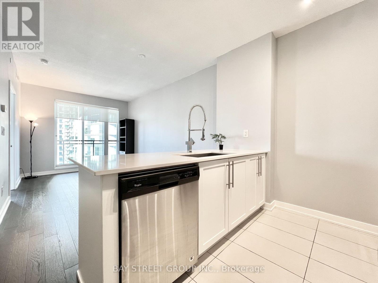 3103 - 4011 Brickstone Mews, Mississauga, Ontario L5B 0J7 - Photo 16 - W12666446