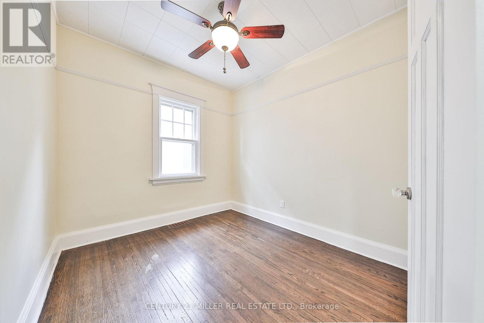 258 Reynolds Street, Oakville, Ontario  L6J 3L4 - Photo 14 - W12668896