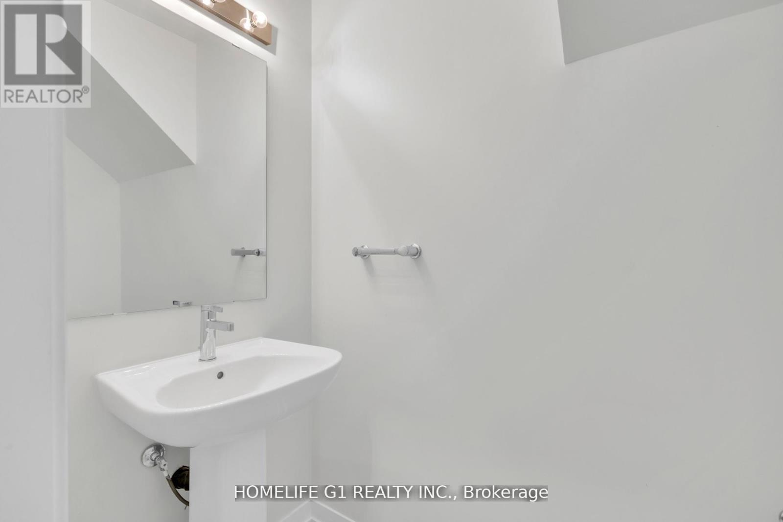 5 - 3429 Ridgeway Drive, Mississauga, Ontario  L5L 0B9 - Photo 8 - W12668950