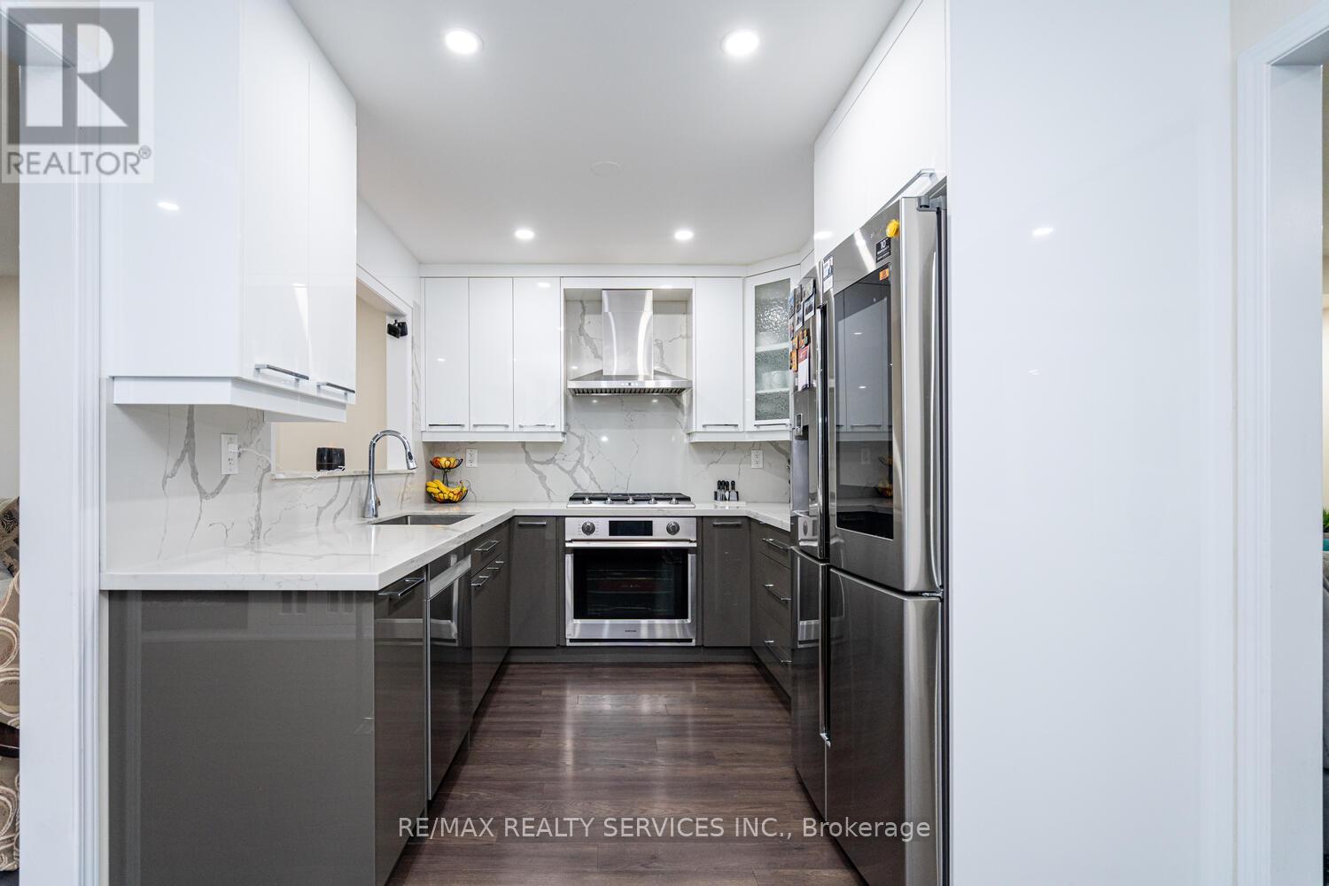 11 Hoover Road, Brampton, Ontario  L7A 4L2 - Photo 14 - W12668978