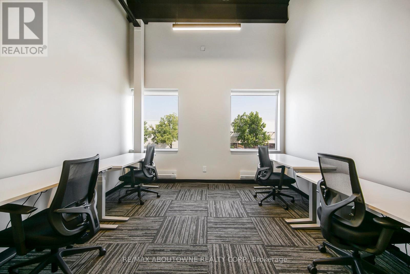 211-C - 320 Matheson Boulevard W, Mississauga, Ontario  L5R 3R1 - Photo 20 - W12668980