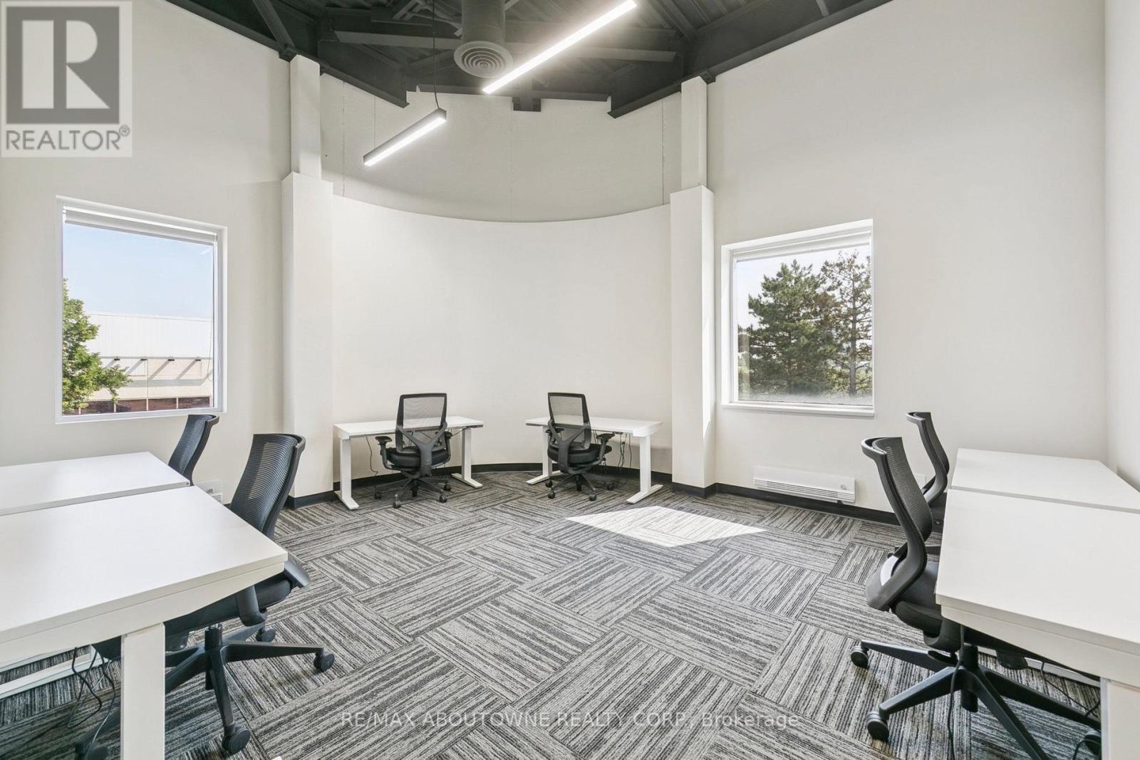 211-C - 320 Matheson Boulevard W, Mississauga, Ontario  L5R 3R1 - Photo 22 - W12668980