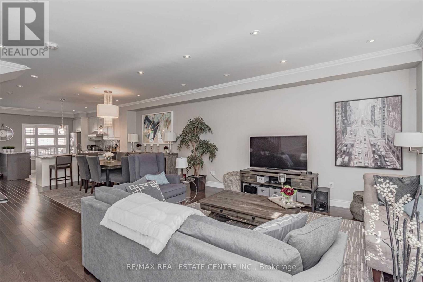 30 - 2460 Prince Michael Drive, Oakville, Ontario  L6H 0G8 - Photo 3 - W12668992