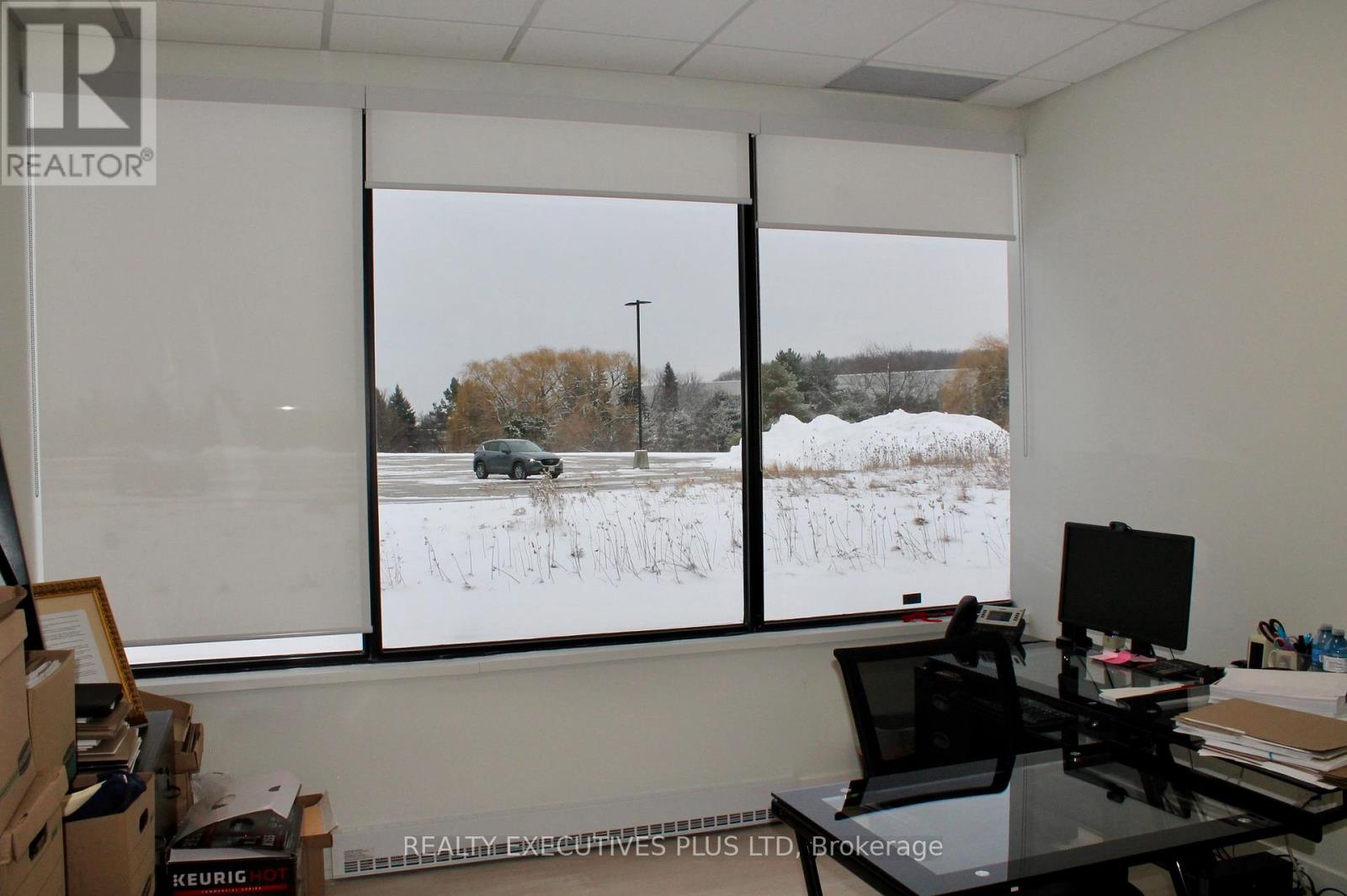 103 - 5700 Cancross Court, Mississauga, Ontario  L5R 3E9 - Photo 13 - W12669040