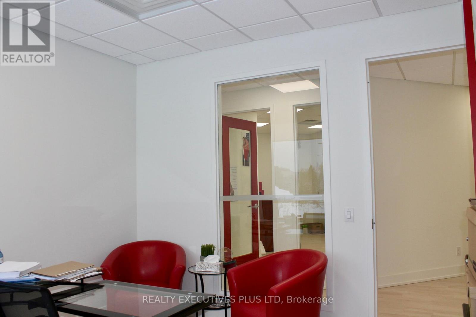 103 - 5700 Cancross Court, Mississauga, Ontario  L5R 3E9 - Photo 14 - W12669040