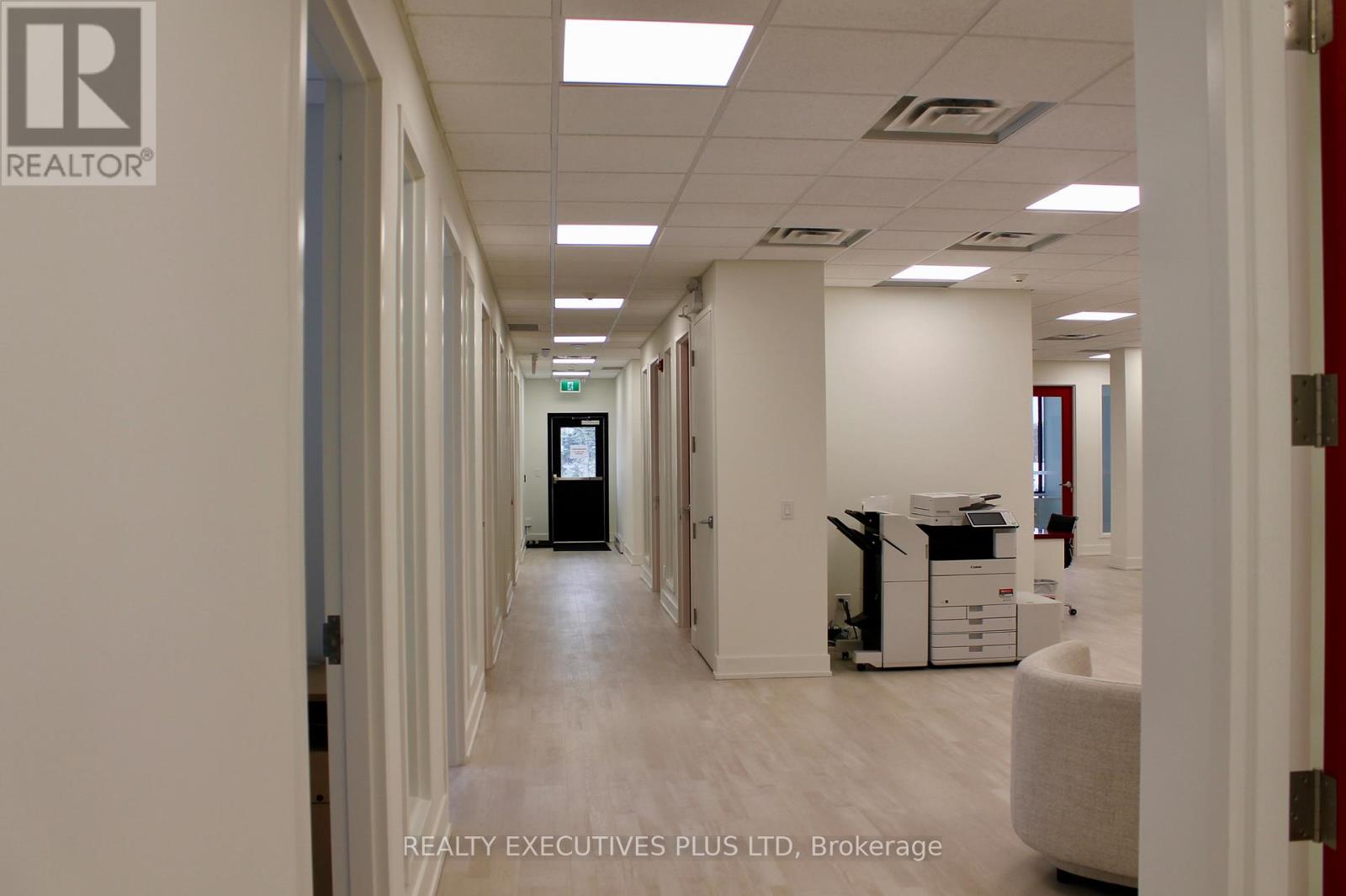 103 - 5700 Cancross Court, Mississauga, Ontario  L5R 3E9 - Photo 16 - W12669040