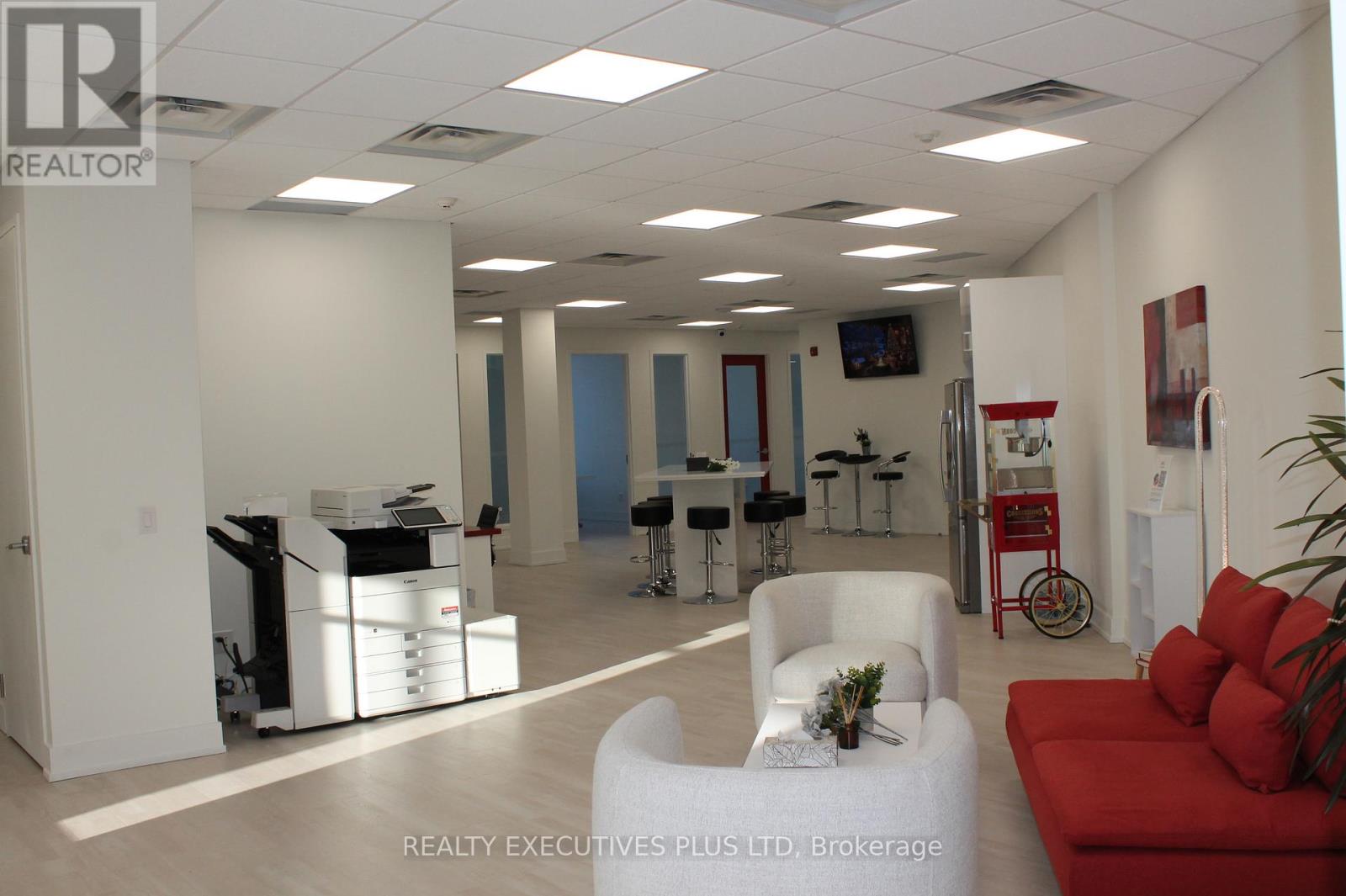 103 - 5700 Cancross Court, Mississauga, Ontario  L5R 3E9 - Photo 17 - W12669040