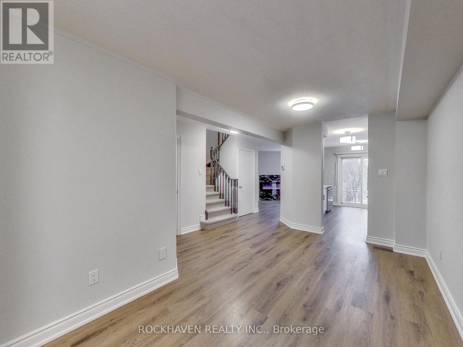 62 - 2350 Grand Ravine Drive, Oakville, Ontario  L6H 6E2 - Photo 5 - W12669054