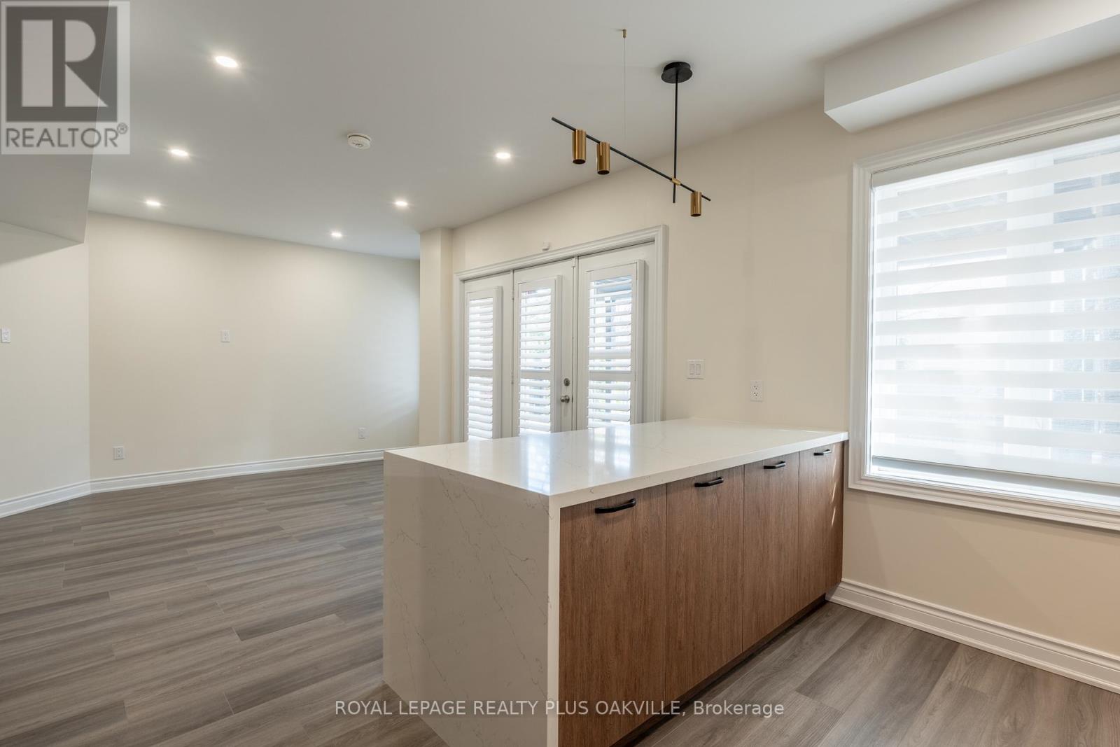 A - 2339 Awenda Drive, Oakville, Ontario  L6H 7J7 - Photo 14 - W12669074