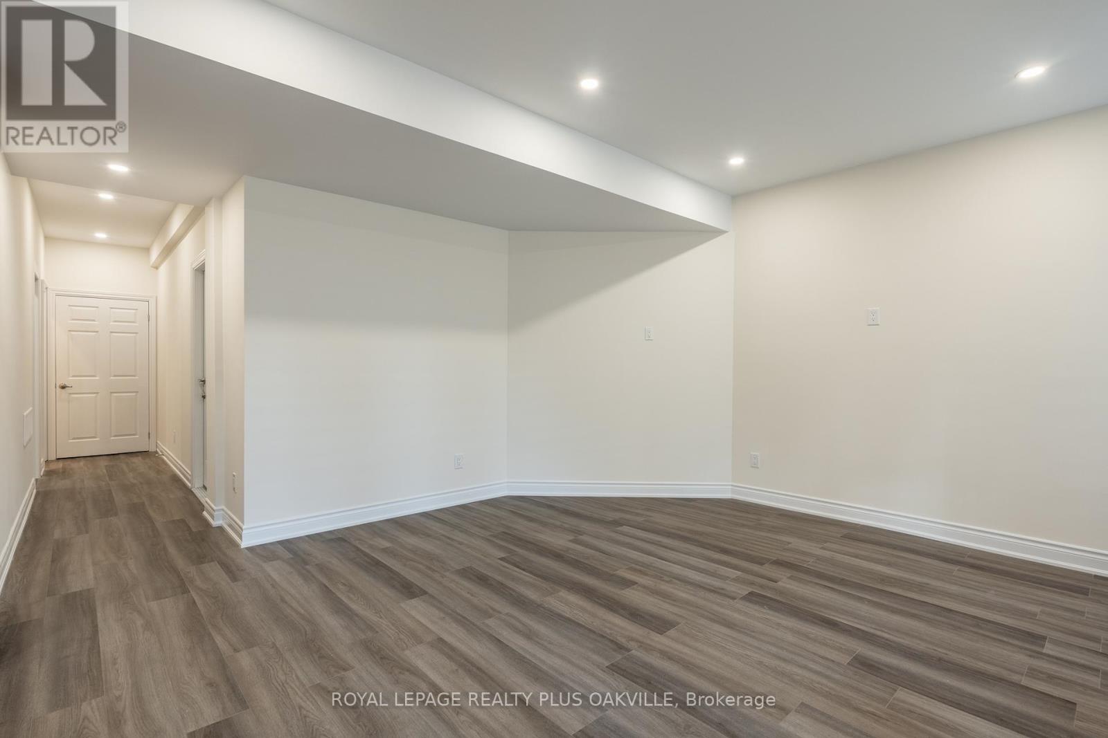 A - 2339 Awenda Drive, Oakville, Ontario  L6H 7J7 - Photo 16 - W12669074