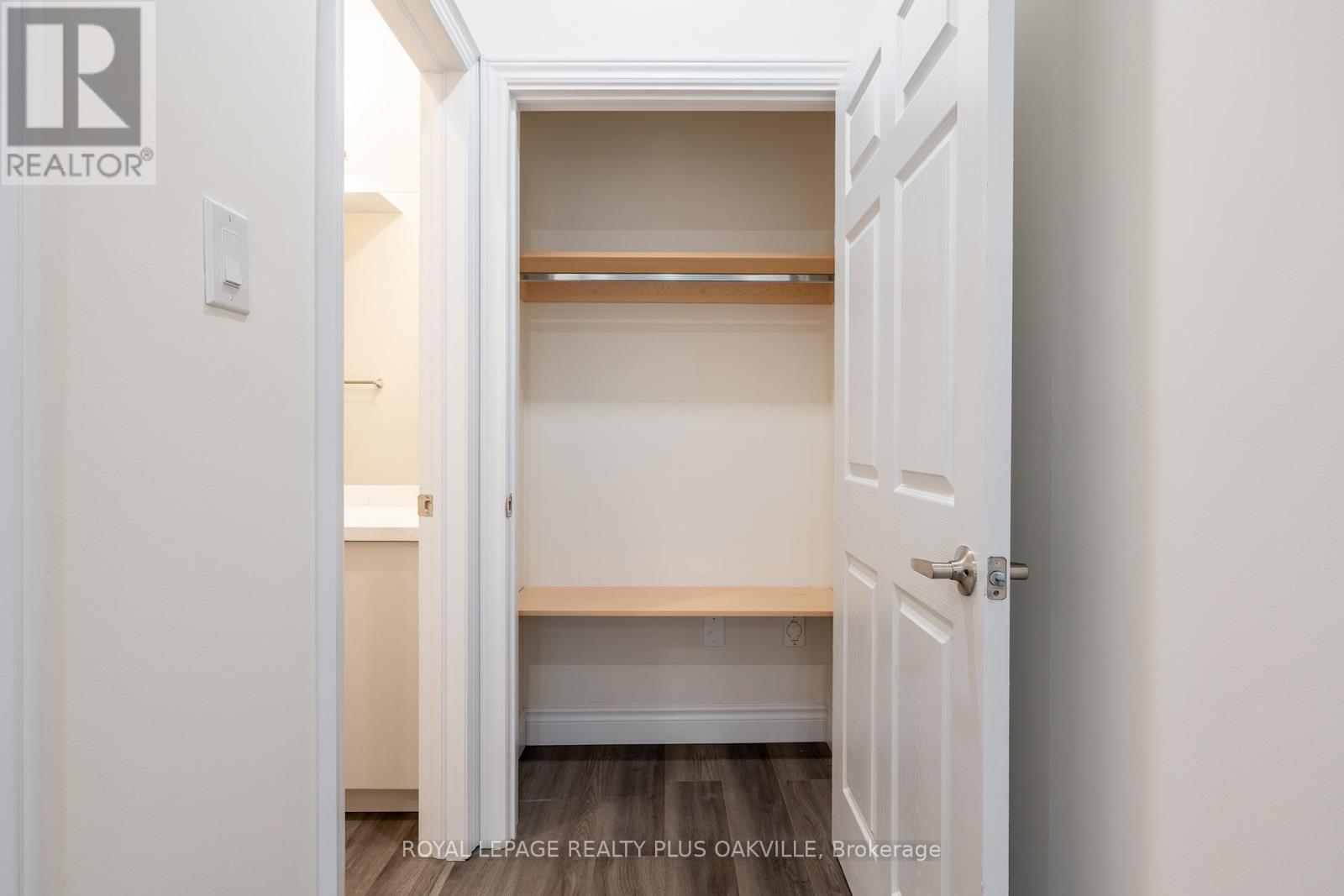 A - 2339 Awenda Drive, Oakville, Ontario  L6H 7J7 - Photo 22 - W12669074