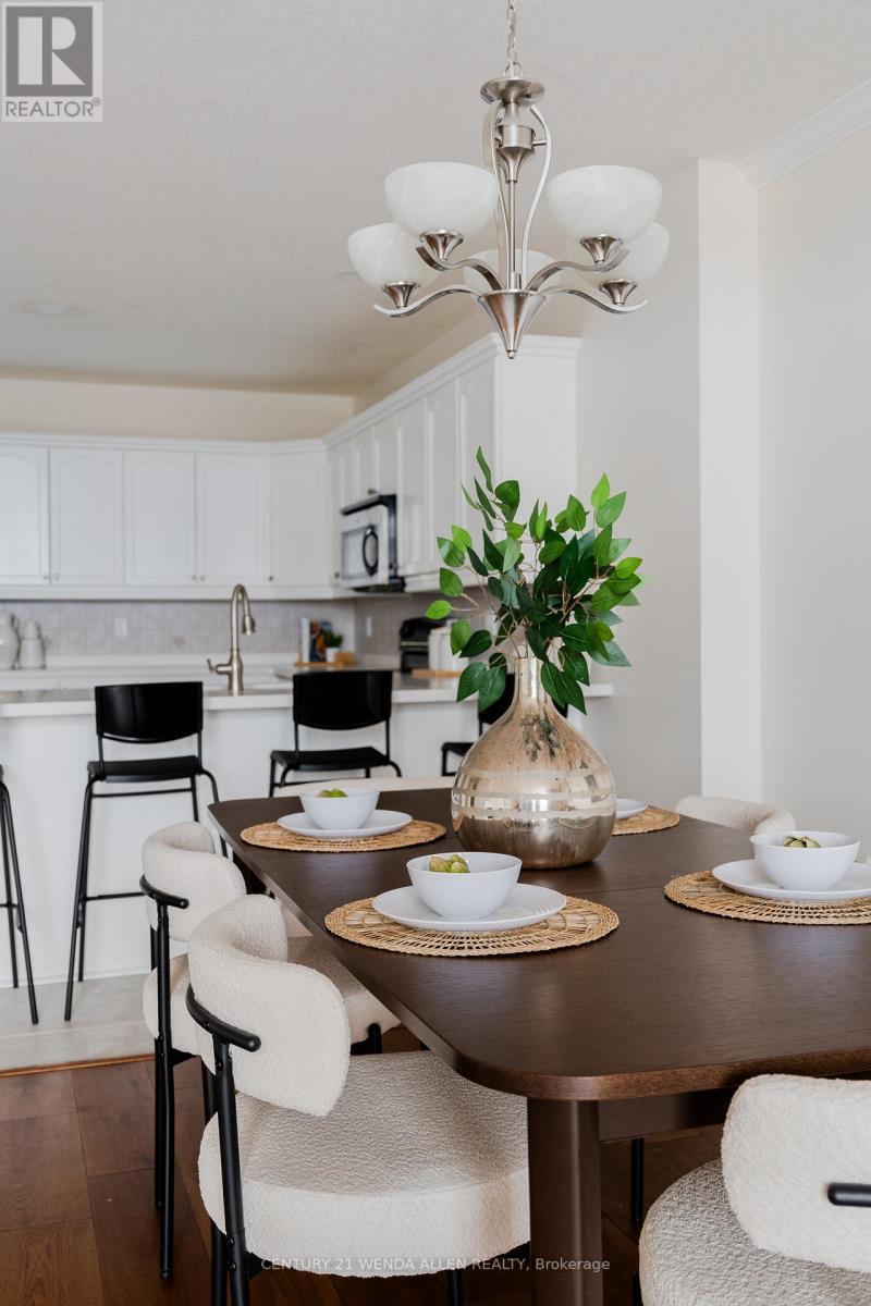 909 - 1998 Ironstone Drive, Burlington, Ontario  L7L 7P7 - Photo 16 - W12669078