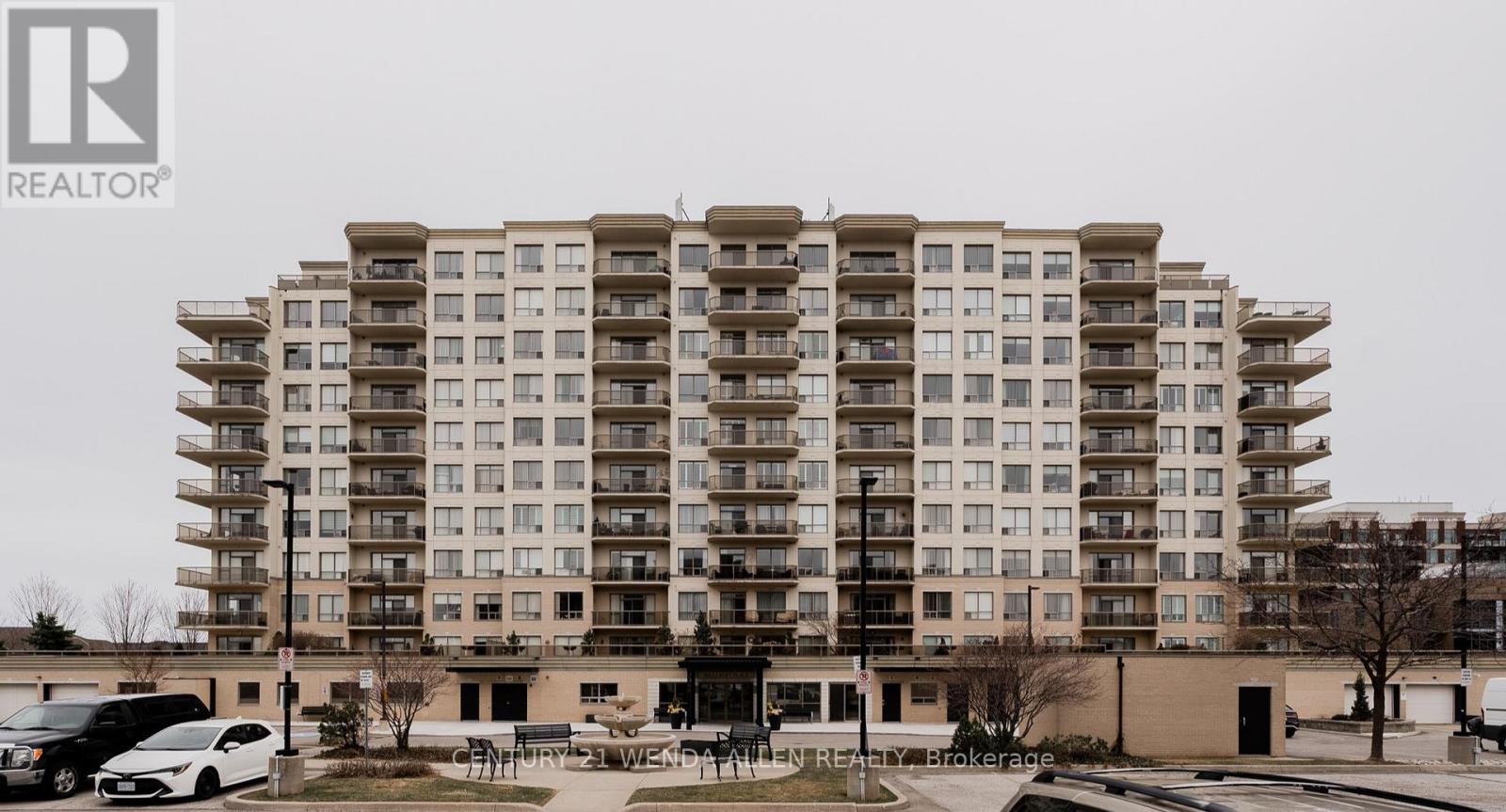 909 - 1998 Ironstone Drive, Burlington, Ontario  L7L 7P7 - Photo 3 - W12669078