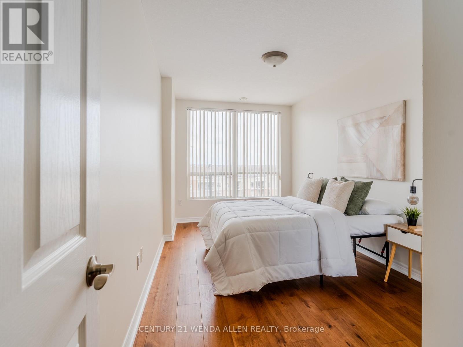 909 - 1998 Ironstone Drive, Burlington, Ontario  L7L 7P7 - Photo 31 - W12669078