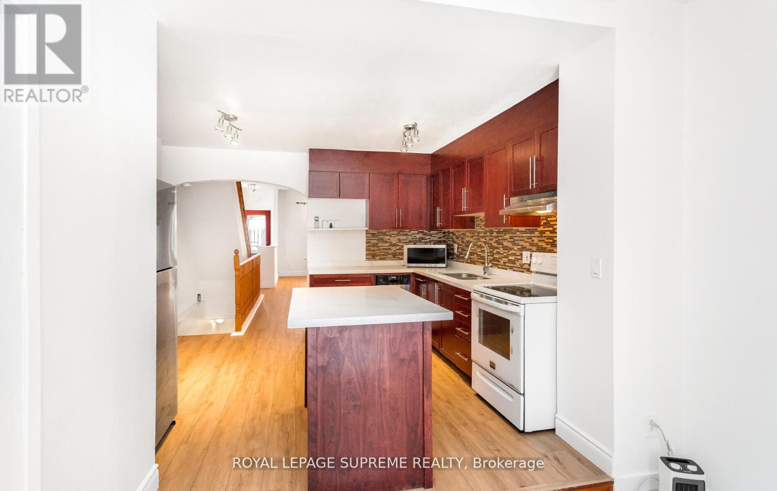 13 Royal Street, Toronto, Ontario  M6N 3Z3 - Photo 13 - W12669082