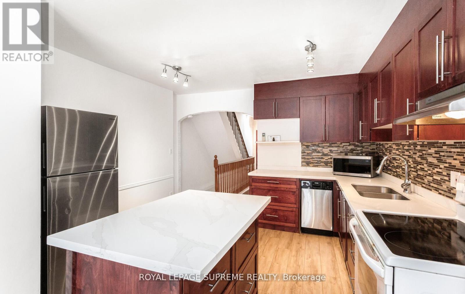 13 Royal Street, Toronto, Ontario  M6N 3Z3 - Photo 15 - W12669082