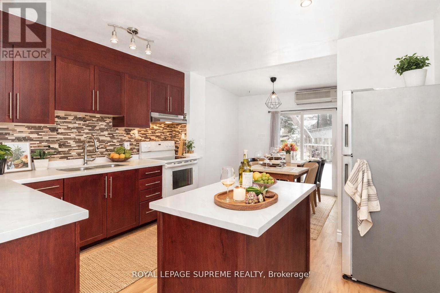 13 Royal Street, Toronto, Ontario  M6N 3Z3 - Photo 8 - W12669082