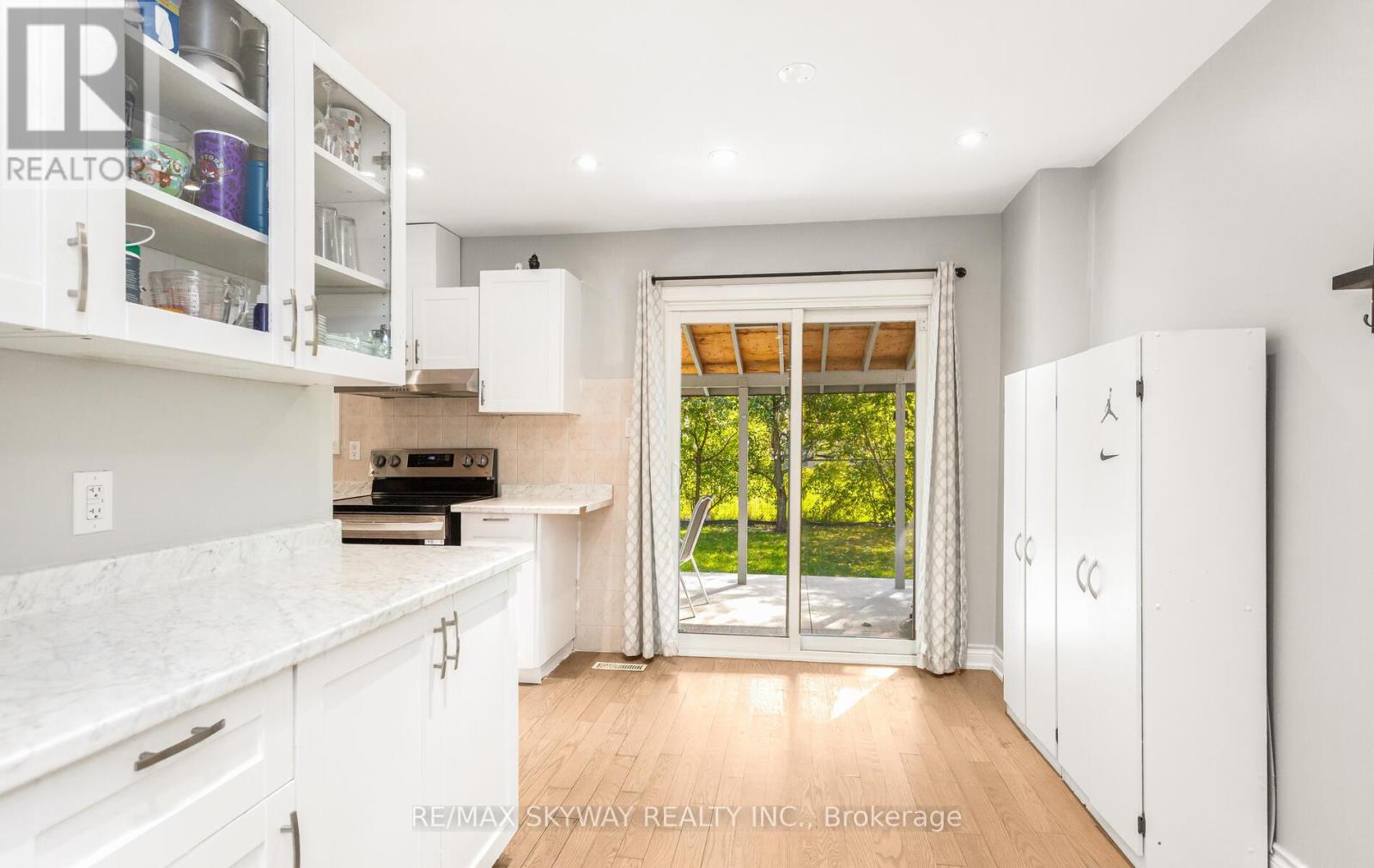 57 Jefferson Road, Brampton, Ontario  L6S 1W7 - Photo 12 - W12669102