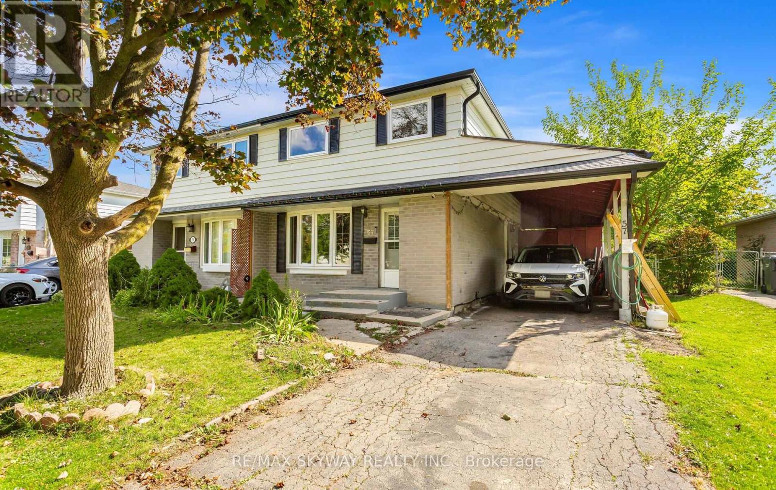 57 Jefferson Road, Brampton, Ontario  L6S 1W7 - Photo 3 - W12669102