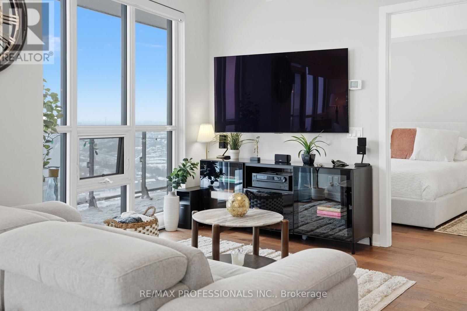 4003 - 2212 Lake Shore Boulevard W, Toronto, Ontario  M8V 0C2 - Photo 18 - W12669104