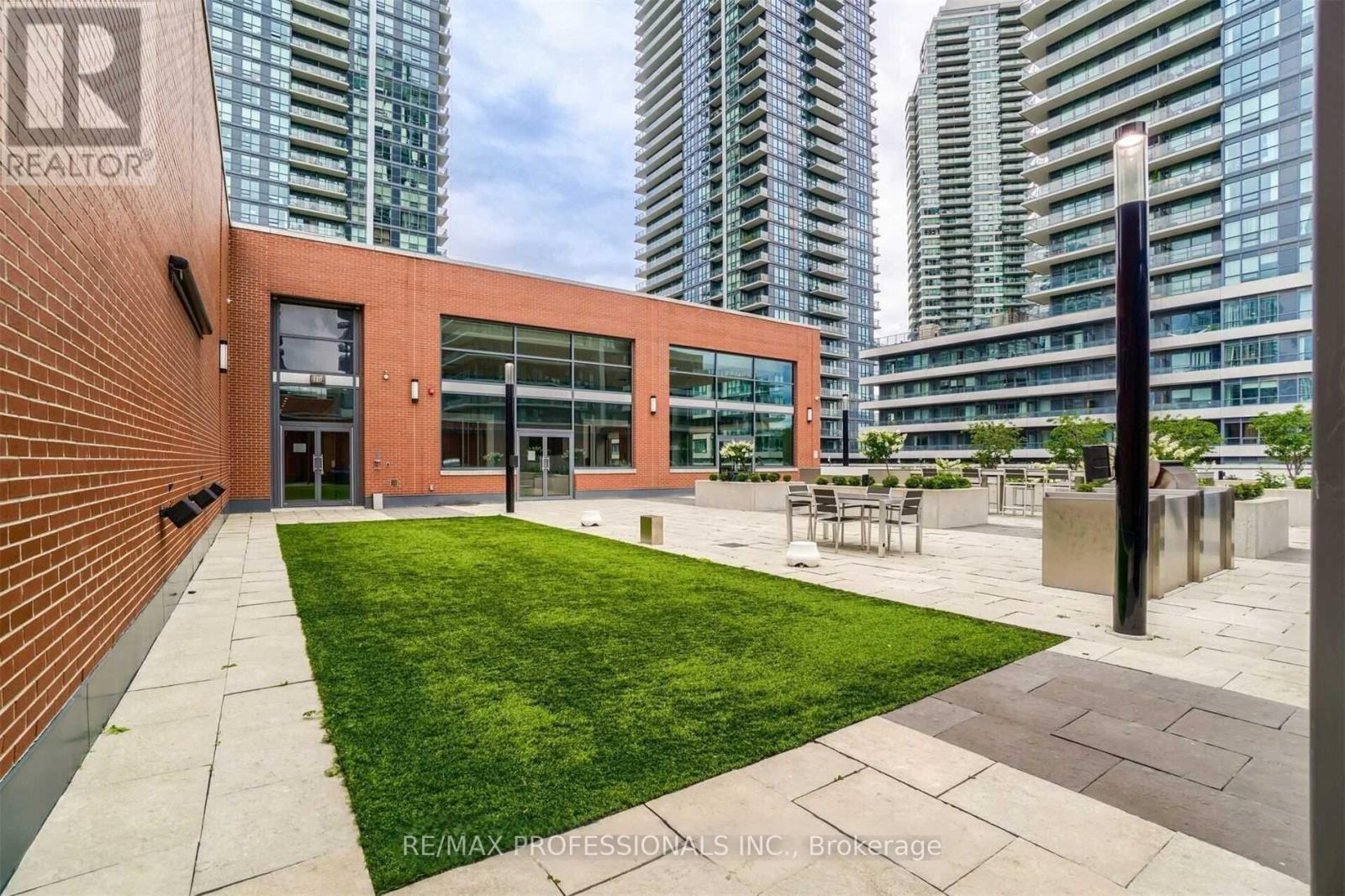4003 - 2212 Lake Shore Boulevard W, Toronto, Ontario  M8V 0C2 - Photo 41 - W12669104