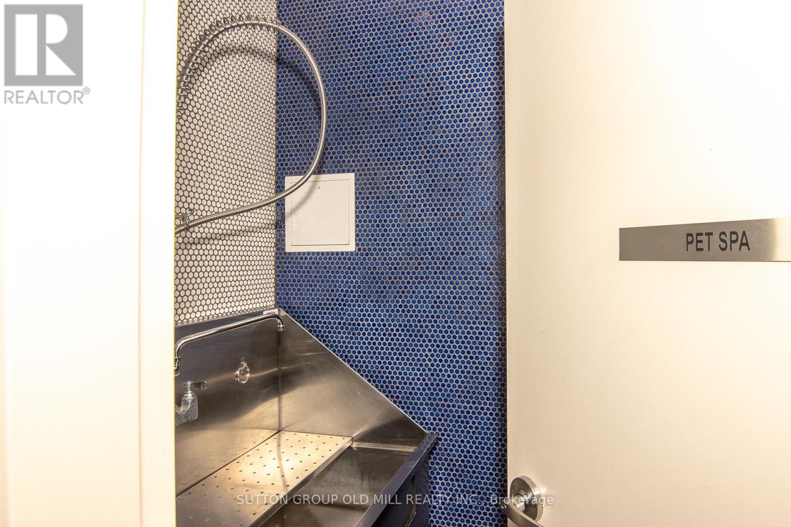 1207 - 35 Fontenay Court, Toronto, Ontario  M9A 0C4 - Photo 23 - W12669114