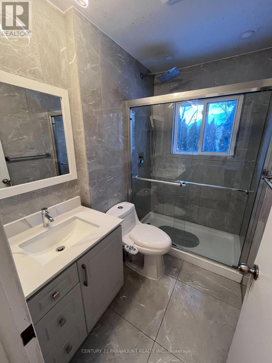 Main - 3407 Countryside Drive, Brampton, Ontario  L6P 0T6 - Photo 16 - W12669146