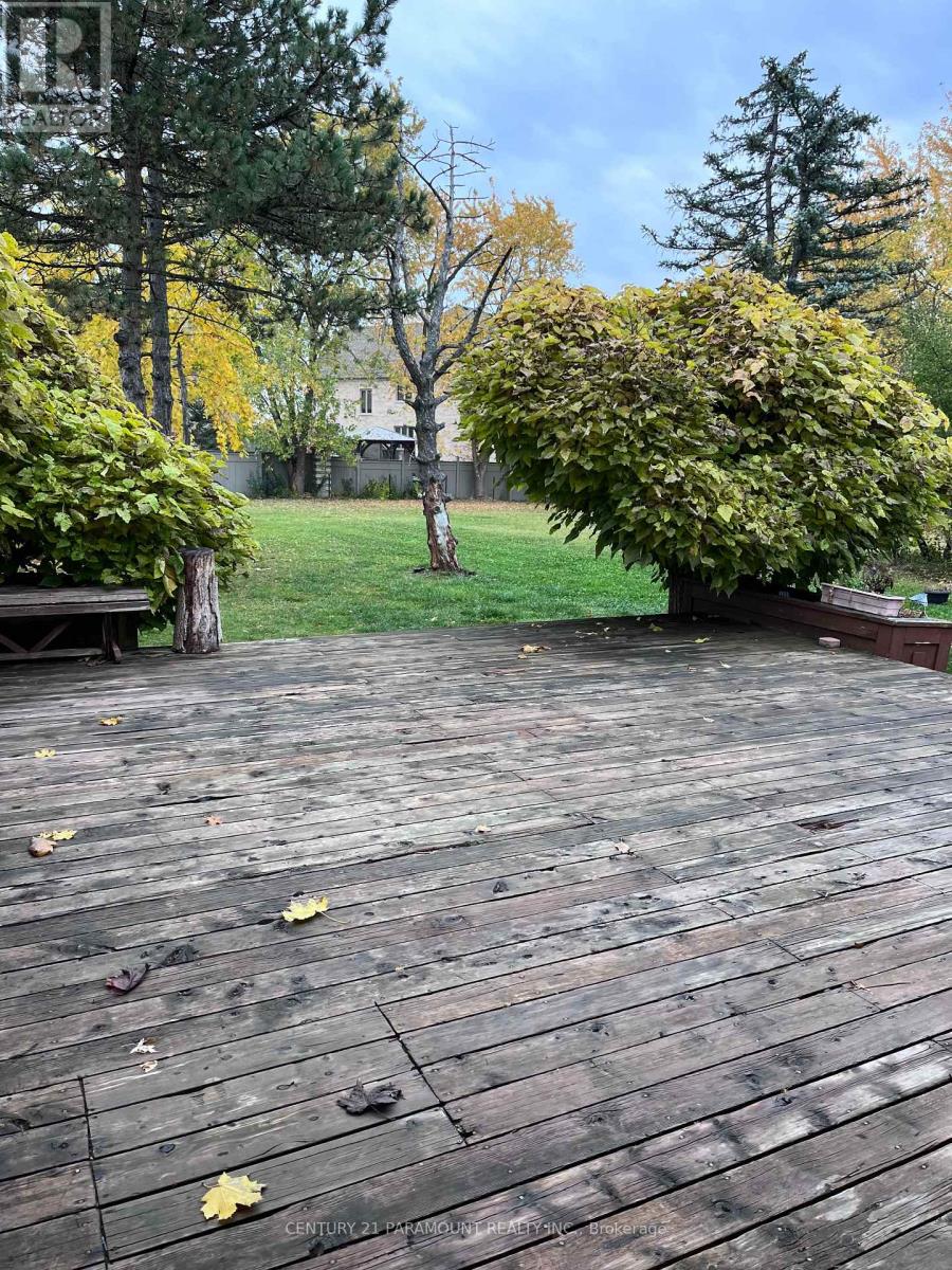 Main - 3407 Countryside Drive, Brampton, Ontario  L6P 0T6 - Photo 3 - W12669146