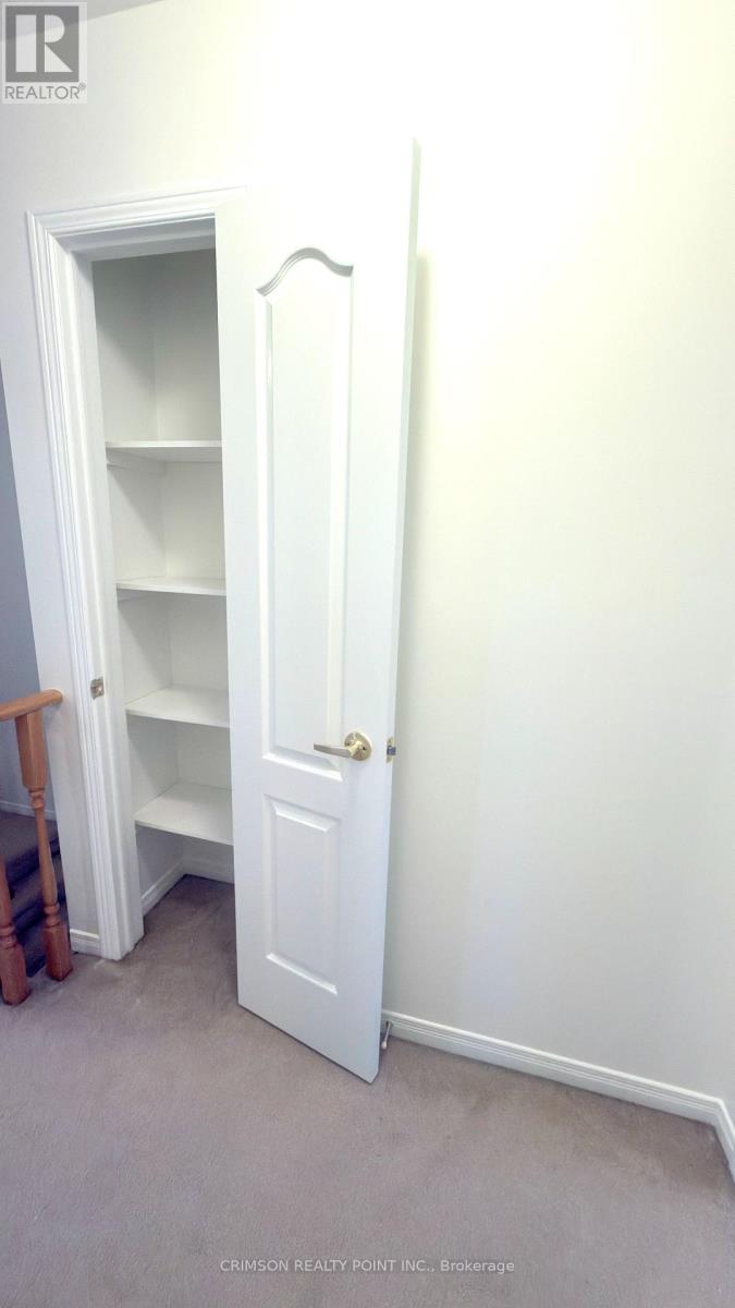 1381 Brandon Terrace, Milton, Ontario  L9T 7R4 - Photo 9 - W12669148