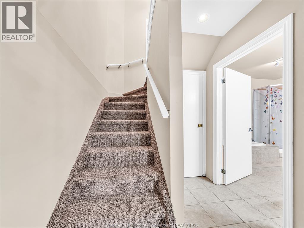 22 Golfway Drive, Essex, Ontario  N8M 3E3 - Photo 21 - 26000369