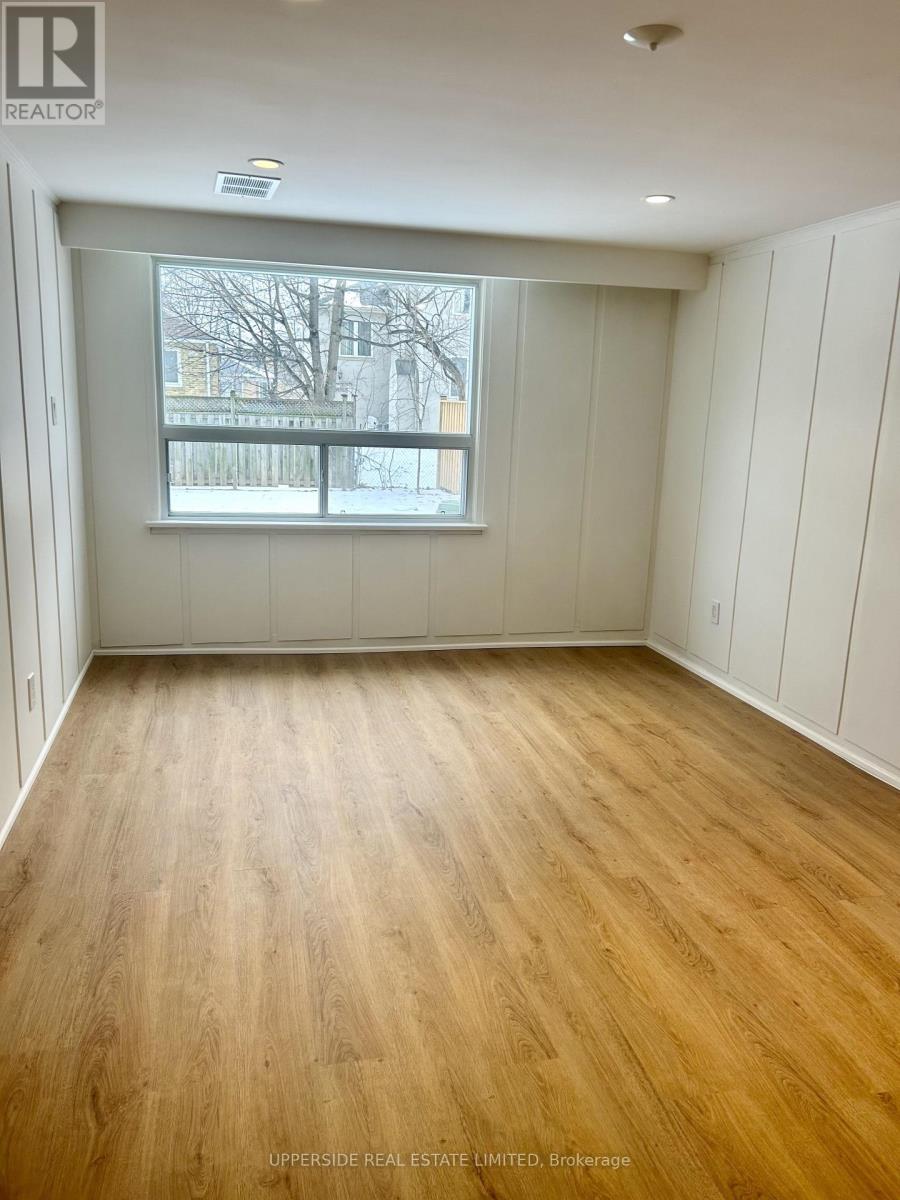 19 Palm Drive, Toronto, Ontario  M3H 2B5 - Photo 16 - C12527202