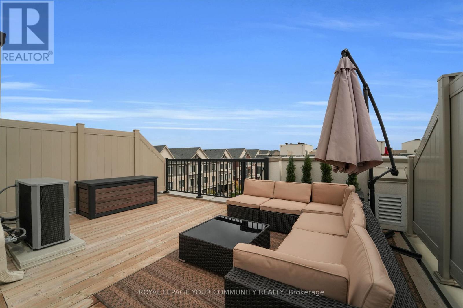 132 Covington Crescent, Whitchurch-Stouffville, Ontario  L4A 4W8 - Photo 45 - N12668906