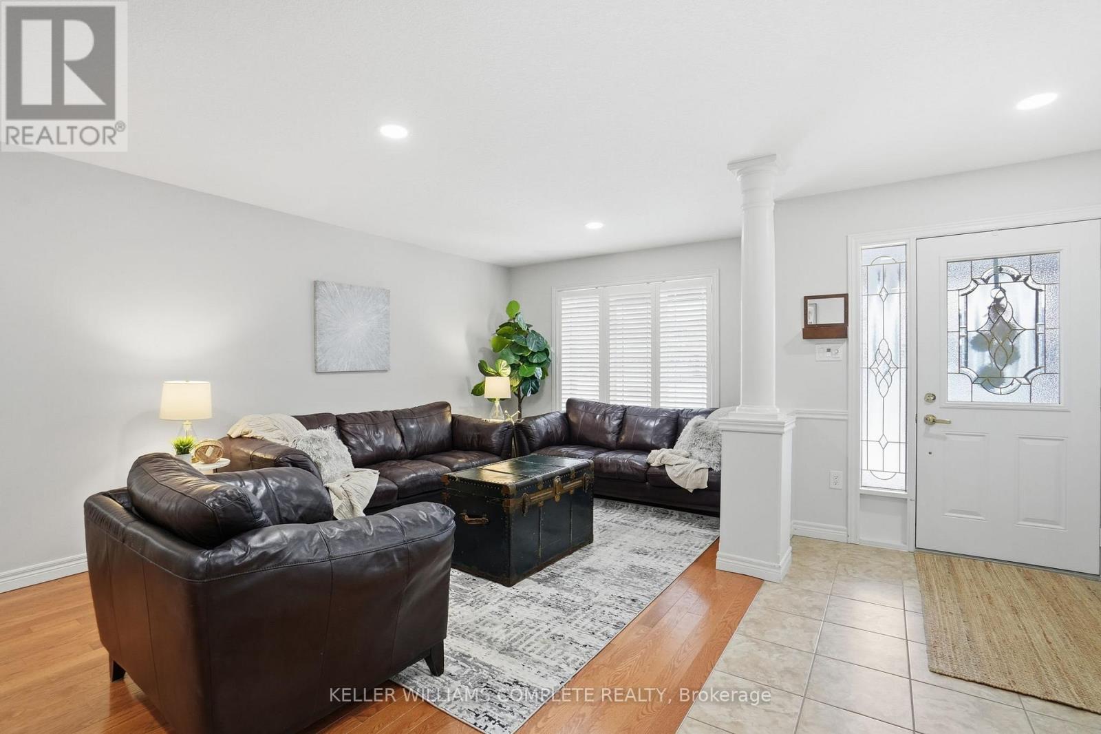 144 Sumner Crescent, Grimsby, Ontario  L3M 0B4 - Photo 5 - X12668940