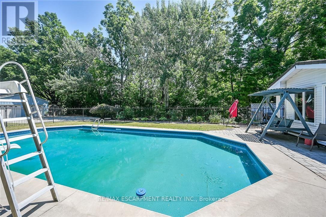 94 Sutherland Street W, Haldimand, Ontario  N3W 1B4 - Photo 44 - X12668954