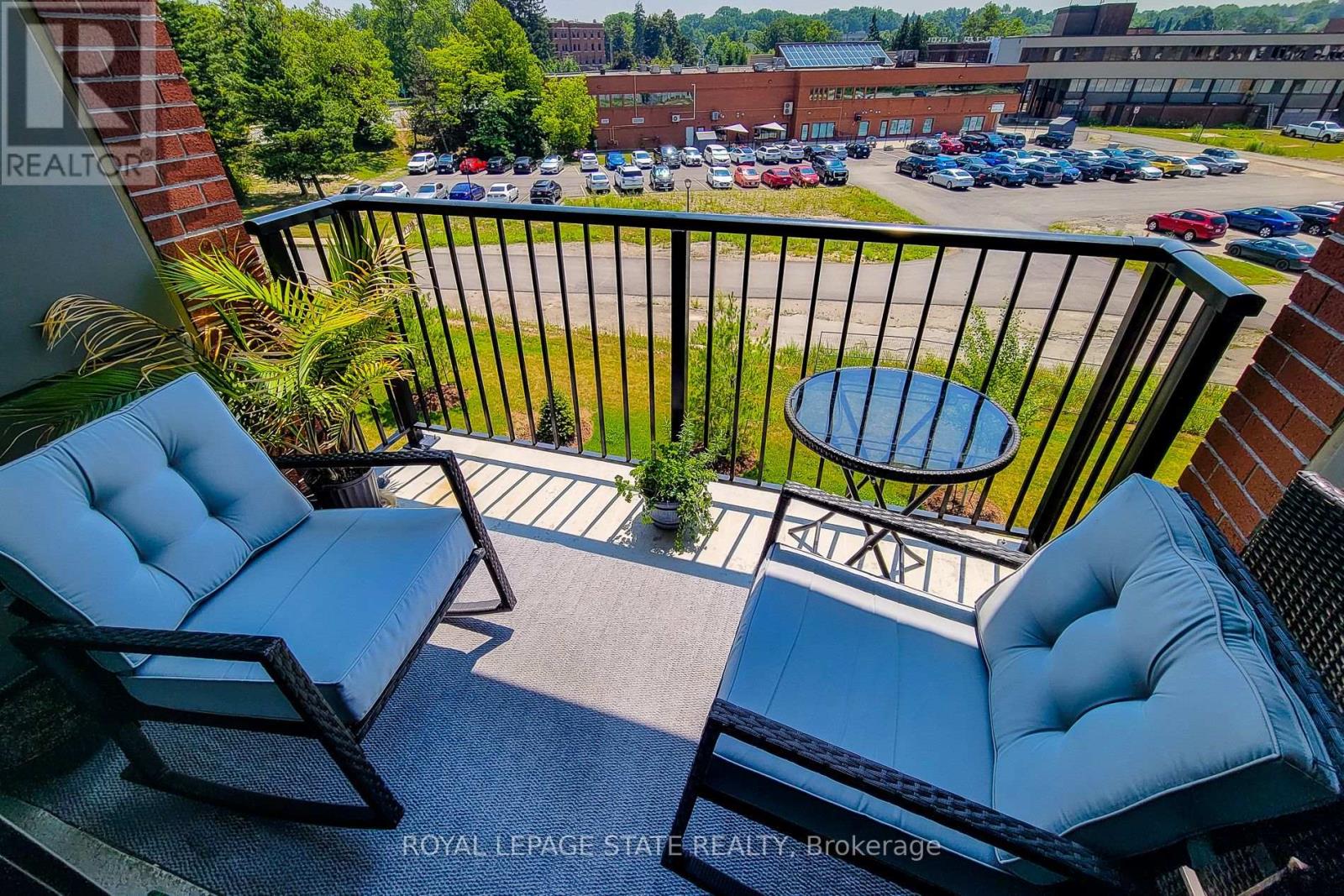 313 - 1 Redfern Avenue, Hamilton, Ontario  L9C 7S6 - Photo 15 - X12668990