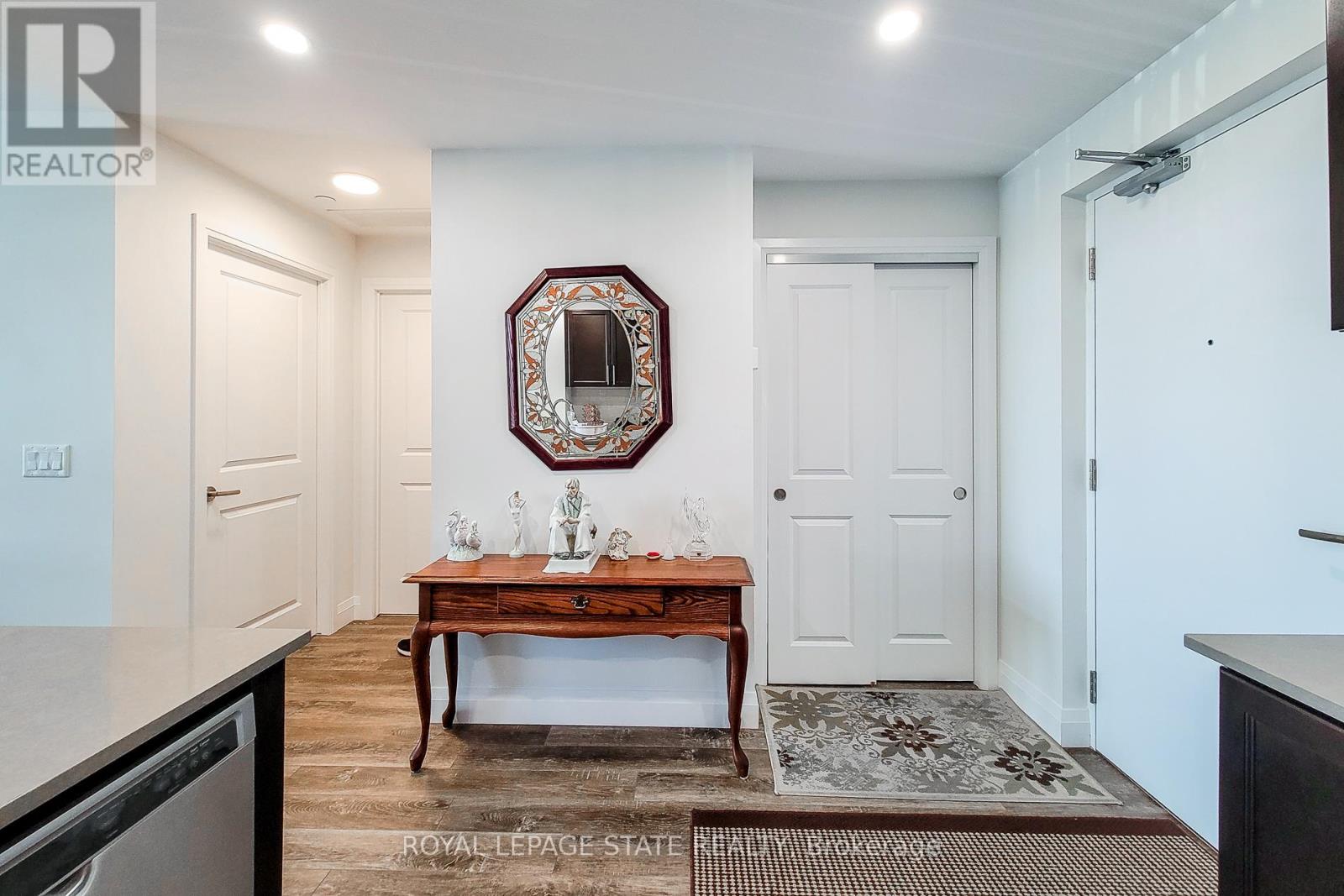 313 - 1 Redfern Avenue, Hamilton, Ontario  L9C 7S6 - Photo 23 - X12668990