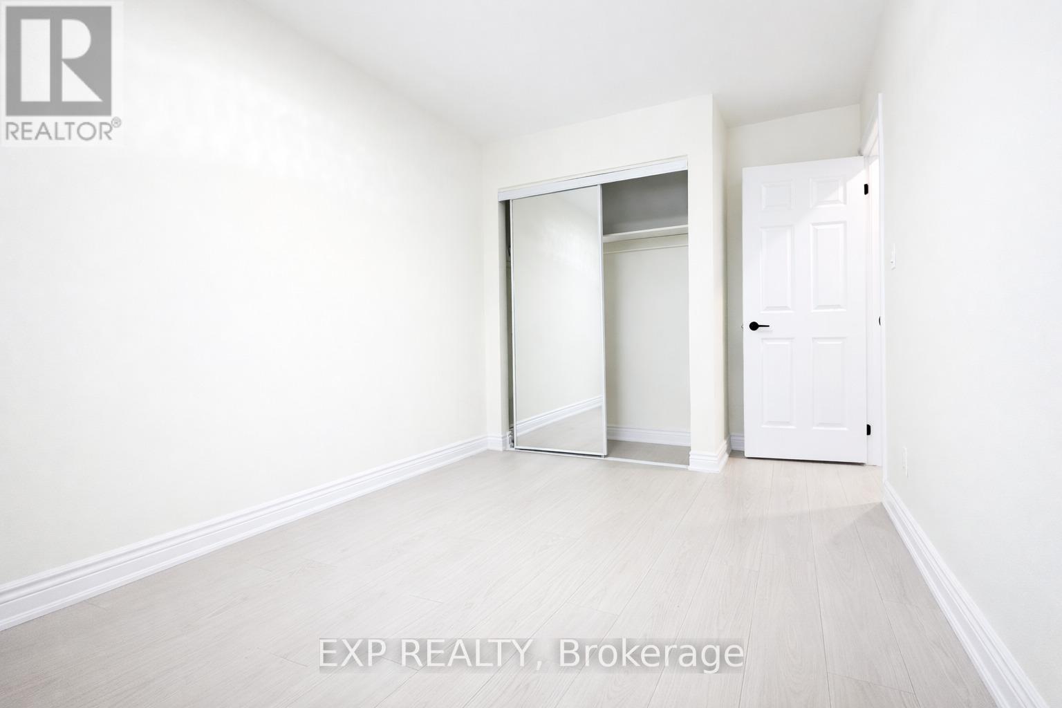 Upper - 384 Westwood Drive, Kitchener, Ontario  N2M 2L6 - Photo 13 - X12669038