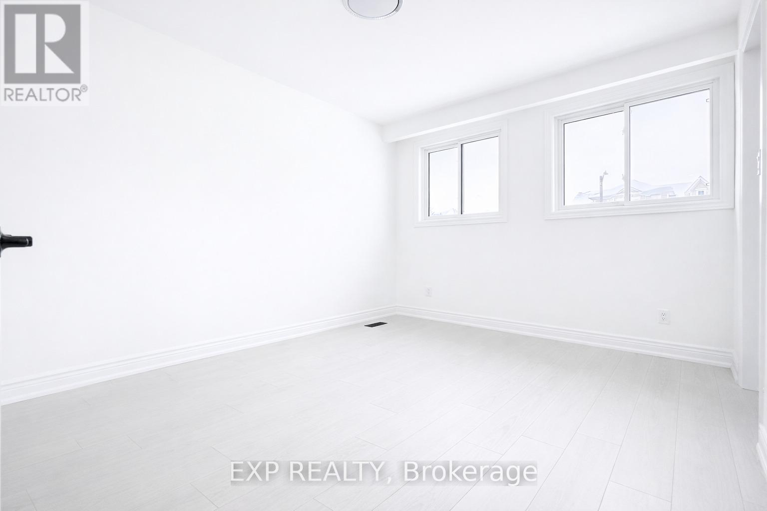 Upper - 384 Westwood Drive, Kitchener, Ontario  N2M 2L6 - Photo 20 - X12669038