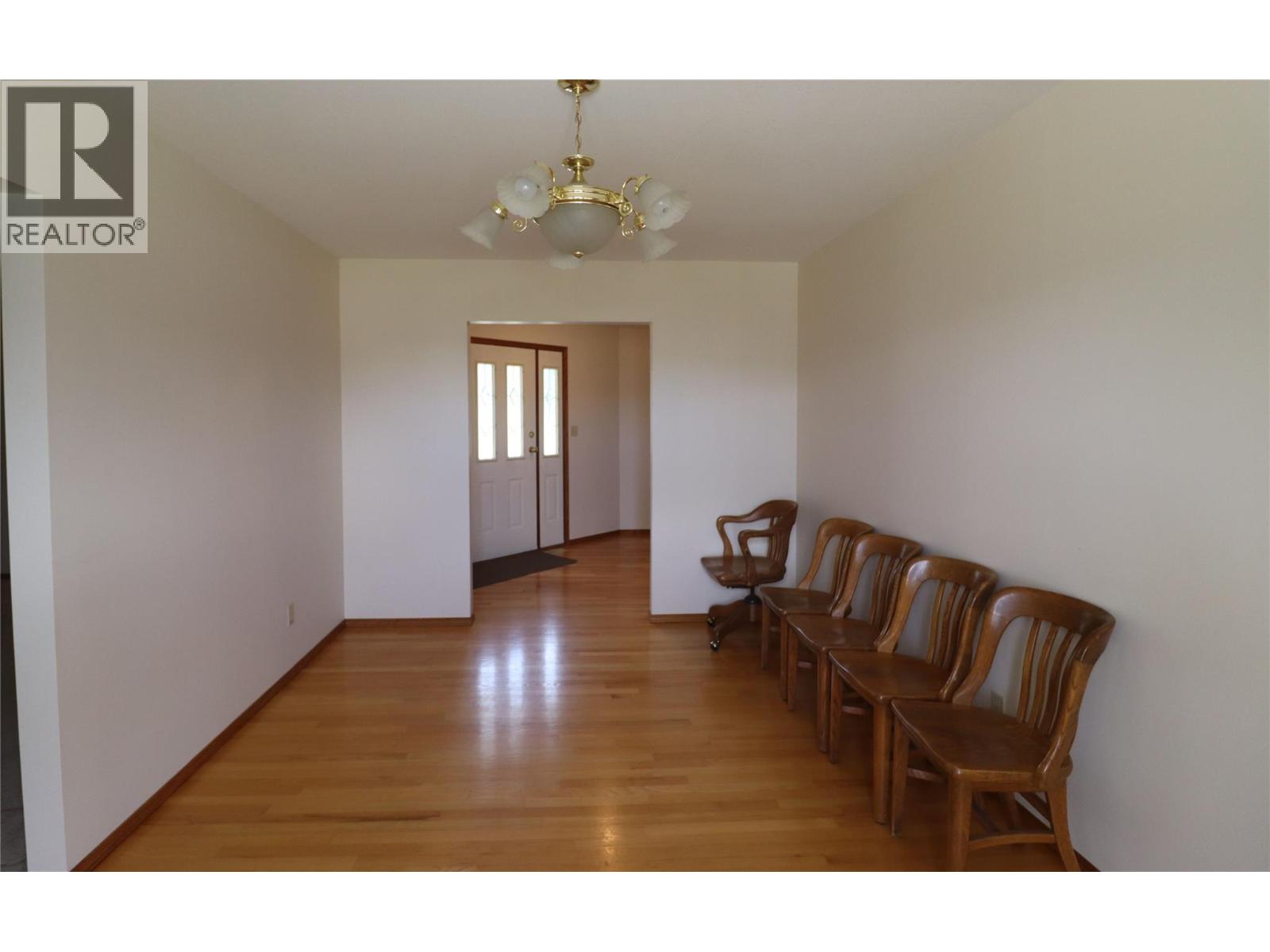 210 Winnipeg Avenue, Grand Forks, British Columbia  V0H 1H0 - Photo 22 - 10372018