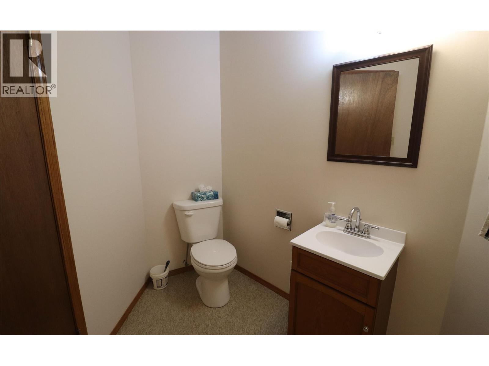 210 Winnipeg Avenue, Grand Forks, British Columbia  V0H 1H0 - Photo 35 - 10372018