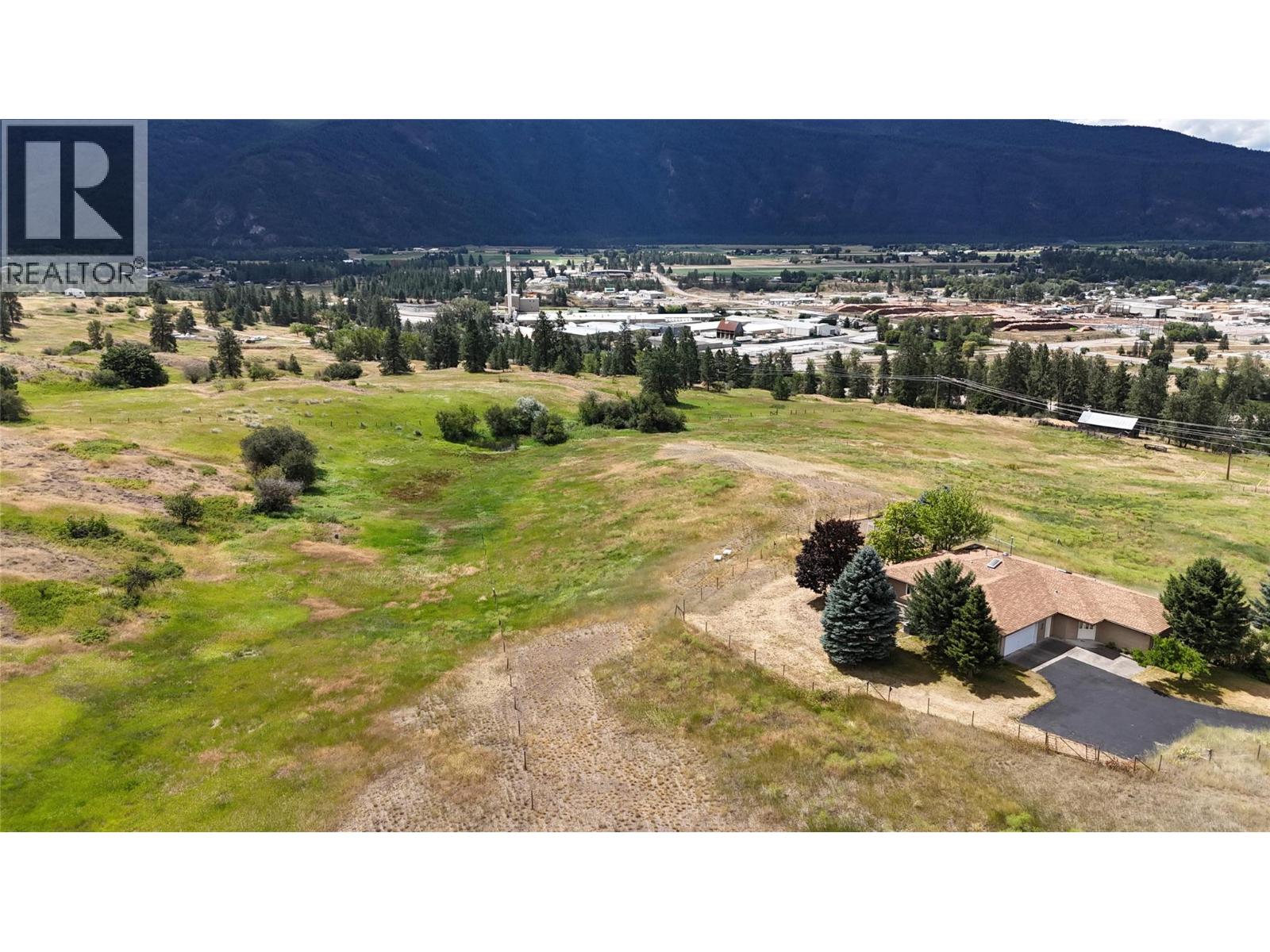 210 Winnipeg Avenue, Grand Forks, British Columbia  V0H 1H0 - Photo 7 - 10372018